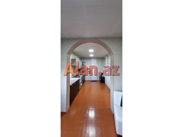 Buzovnada həyət evi satılır