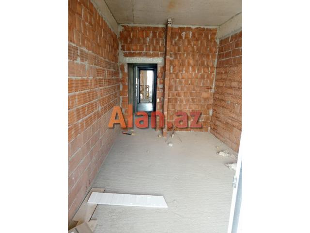 Greenville Residencedə podmayak mənzil satılır