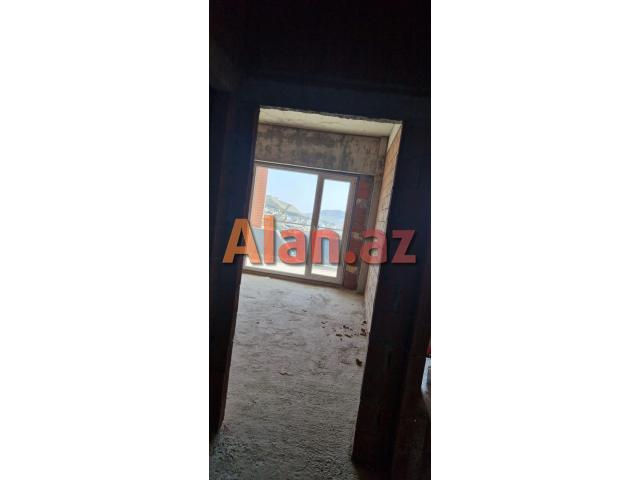 Greenville Residencedə podmayak mənzil satılır
