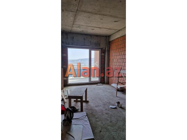 Greenville Residencedə podmayak mənzil satılır