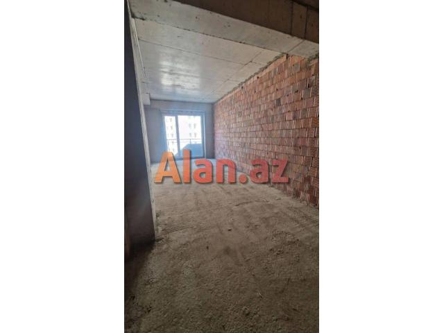 Greenville Residencedə podmayak mənzil satılır