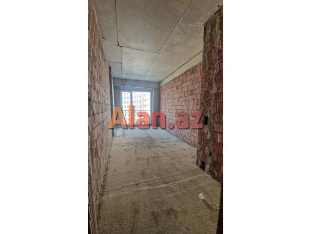 Greenville Residencedə podmayak mənzil satılır