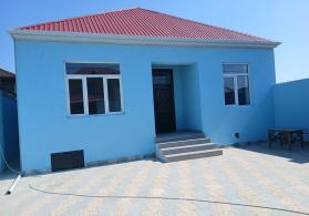 Buzovnada həyət evi satılır