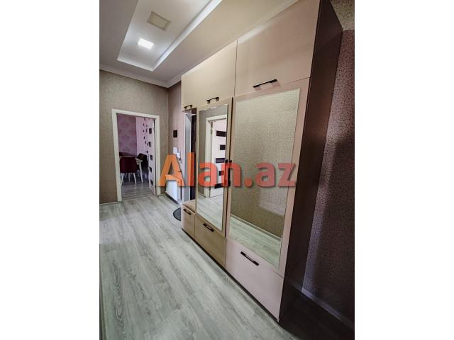 Həzi Aslanov Metrosunun düz yanında 2 otaqlı mənzil satılır