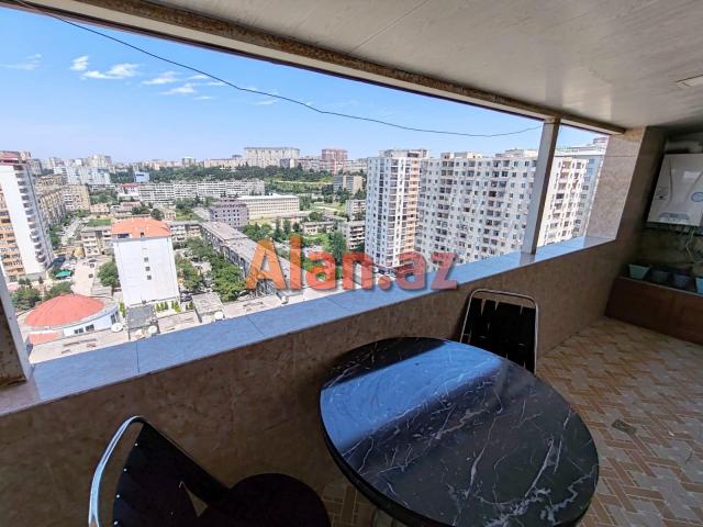 Həzi Aslanov Metrosunun düz yanında 2 otaqlı mənzil satılır