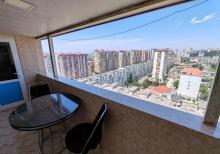 Həzi Aslanov Metrosunun düz yanında 2 otaqlı mənzil satılır