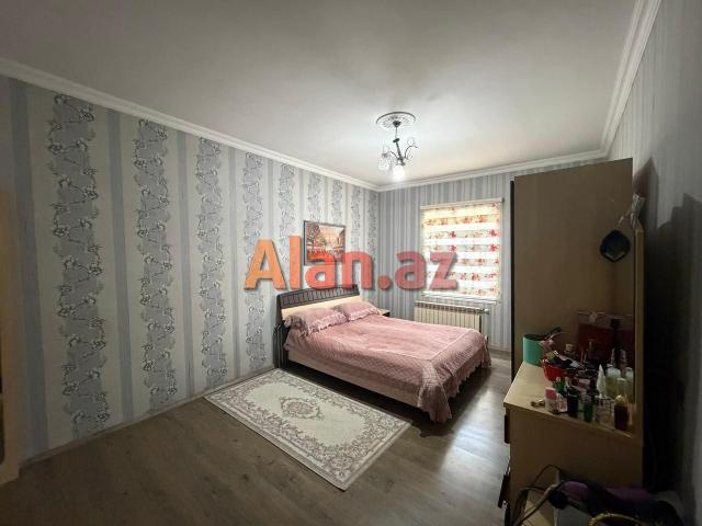 Şüvəlanda həyət evi satılır