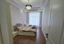 3 otaqlı 112 kv təmirli mənzil kirayə verilir