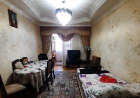 yeni yasamalda 2 otaqlı  köhnə binada otaqlı mənzil