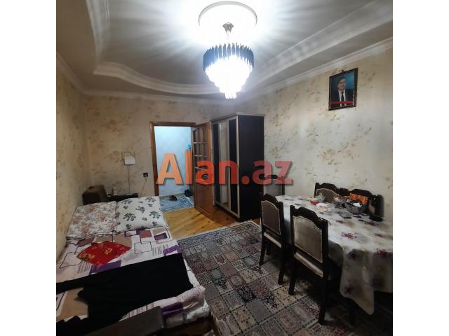 yeni yasamalda 2 otaqlı köhnə binada otaqlı mənzil