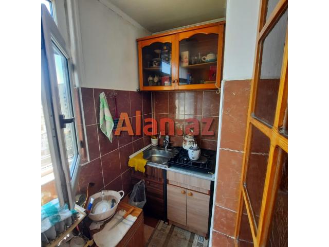 yeni yasamalda 2 otaqlı köhnə binada otaqlı mənzil