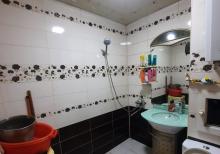 yeni yasamalda 2 otaqlı  köhnə binada otaqlı mənzil