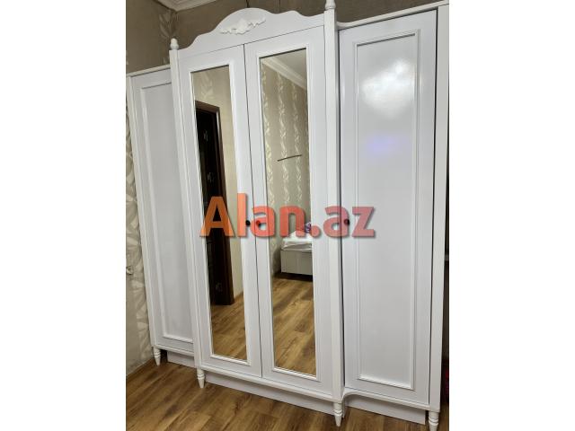 Yenidir az istifafe edilmis 800 azn mebel