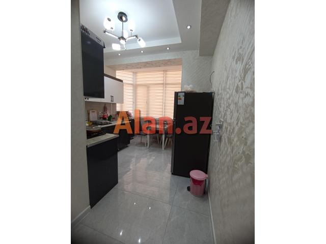 Əhmədlidə qanuni 3 otaqlı, super təmirli, əşyalı mənzil