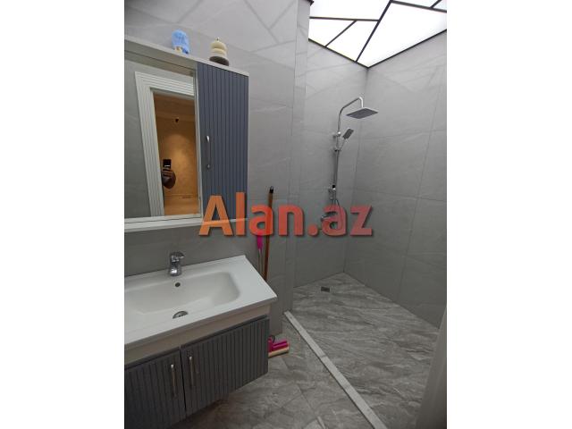 Əhmədlidə qanuni 3 otaqlı, super təmirli, əşyalı mənzil