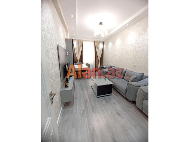 Əhmədlidə qanuni 3 otaqlı, super təmirli, əşyalı mənzil