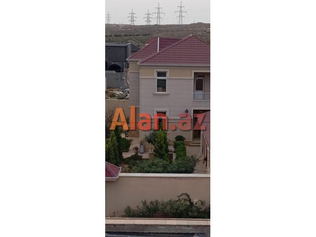 Şüvəlanda bağ evi satılır
