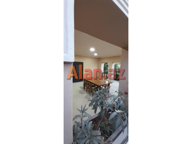 Şüvəlanda bağ evi satılır