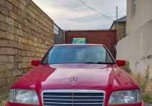 Mercedes-Benz W202
