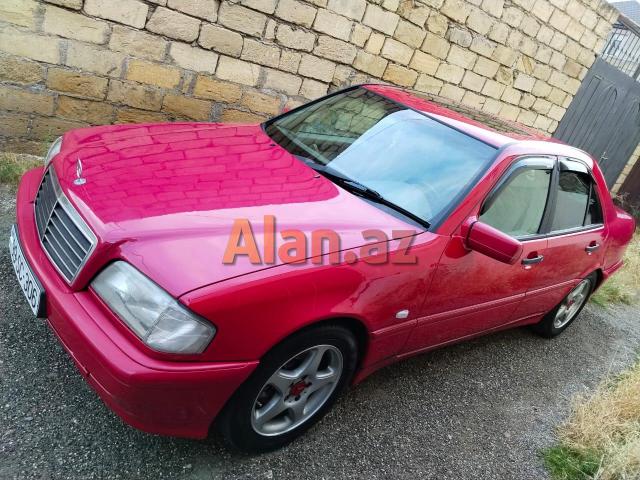 Mercedes-Benz W202
