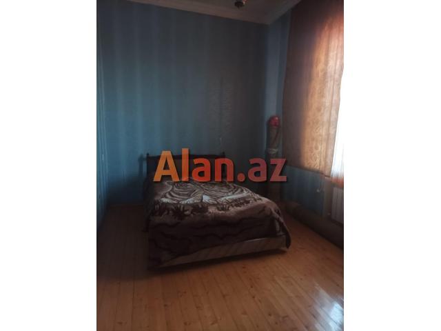 10 otaqlı böyük ev