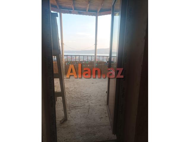 10 otaqlı böyük ev