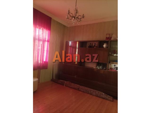 10 otaqlı böyük ev