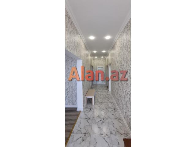 Buzovnada həyət evi satılır