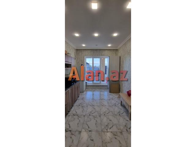 Buzovnada həyət evi satılır