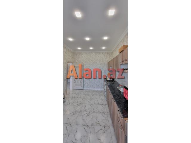 Buzovnada həyət evi satılır