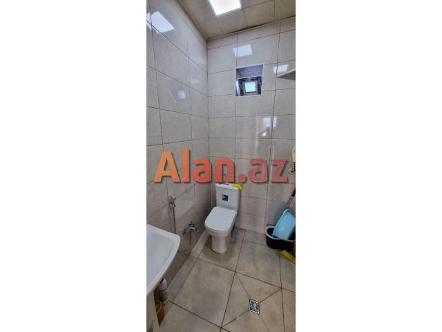 Buzovnada həyət evi satılır
