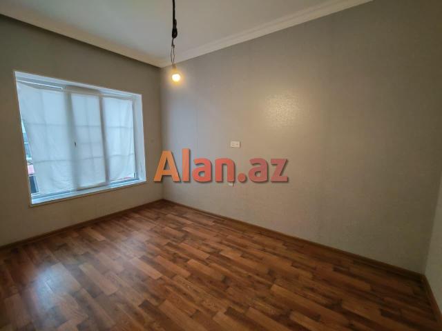 Maştağada həyət evi satılır