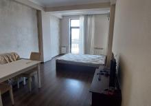 60 m2  1 otaqlı təmirli mənzil kirayə verilir