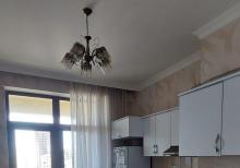 60 m2  1 otaqlı təmirli mənzil kirayə verilir