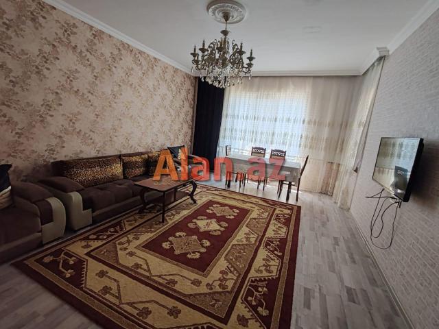 Buzovnada həyət evi satılır