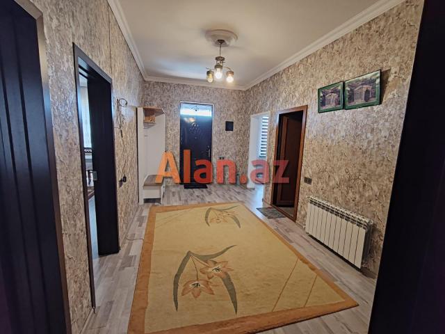 Buzovnada həyət evi satılır
