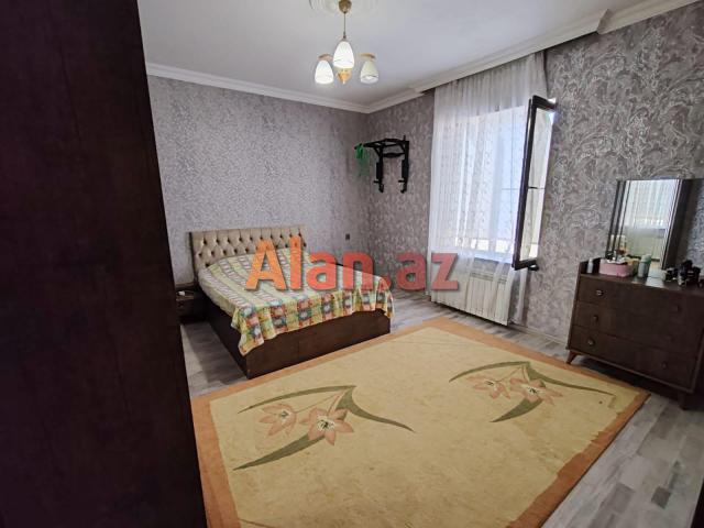 Buzovnada həyət evi satılır