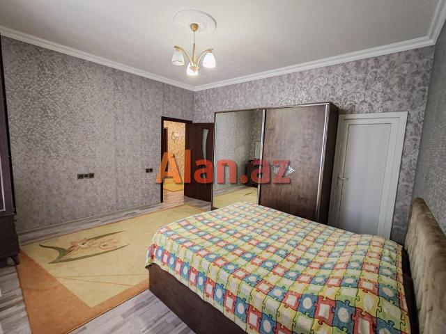Buzovnada həyət evi satılır