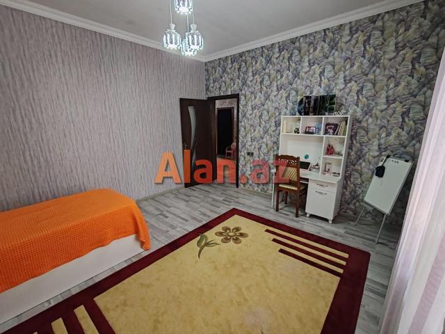 Buzovnada həyət evi satılır
