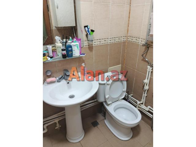 Montinde 4 otaqli heyet evi satilir