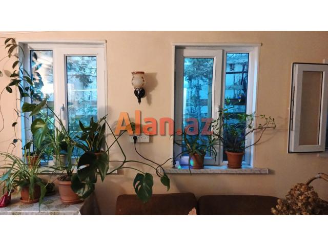 Montinde 4 otaqli heyet evi satilir