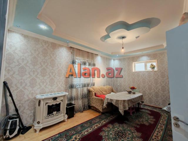 Buzovnada həyət evi satılır