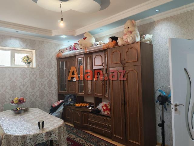 Buzovnada həyət evi satılır