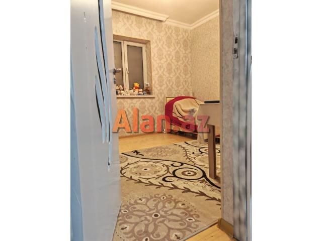 Buzovnada həyət evi satılır