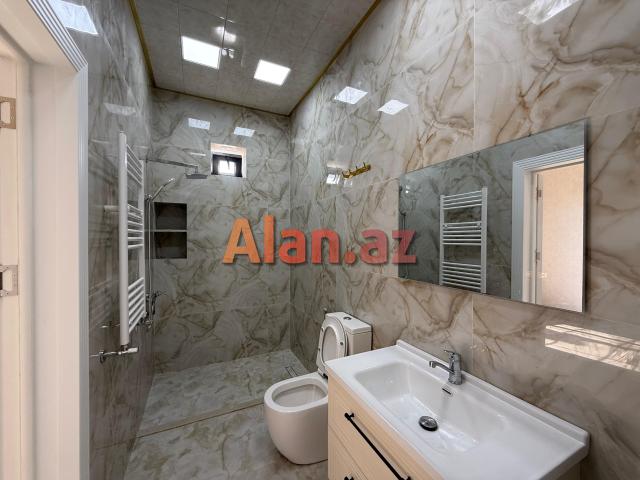 Şağanda həyət evi satılır