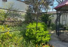 Mərdəkanda bağ evi satılır