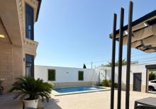 Mərdəkanda villa satılır