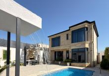 Mərdəkanda villa satılır