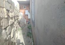 Buzovnada həyət evi satılır