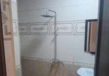 Yeni tikili binada mənzil kirayə verilir